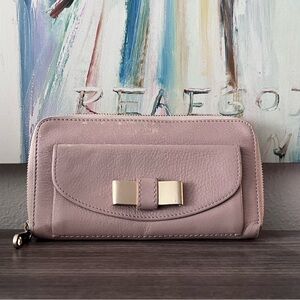 Chloe Pink Zippy Wallet